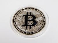 Сувенирная монета Bitcoin - серебро